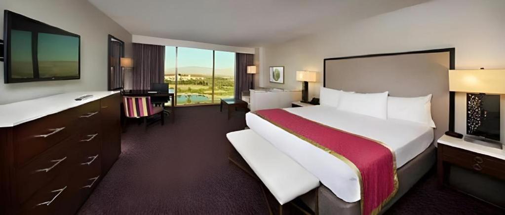 Suncoast Hotel And Casino Las Vegas Kültér fotó